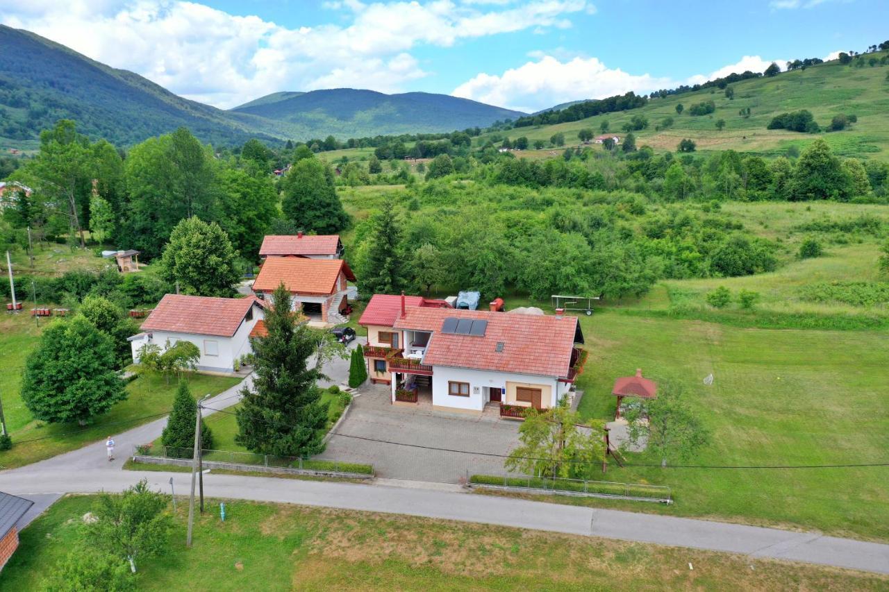 Guesthouse Ante Hodak Seliste Dreznicko Dış mekan fotoğraf