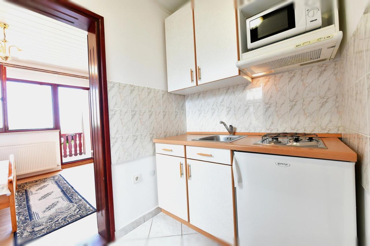Guesthouse Ante Hodak Seliste Dreznicko Dış mekan fotoğraf